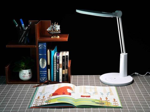学生如何正确使用台灯？精选适合学生写作业的台灯