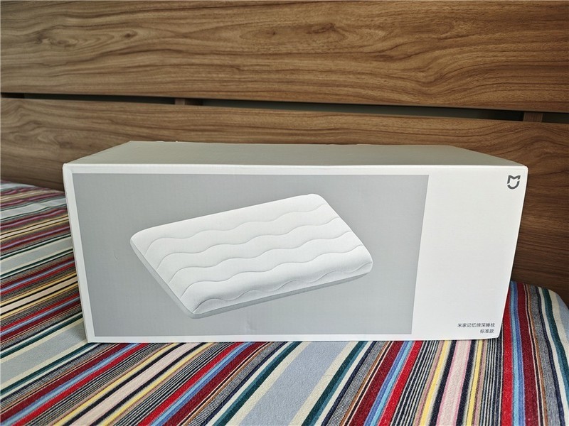 米家记忆棉深睡枕，双面享受，让美梦触手可及！