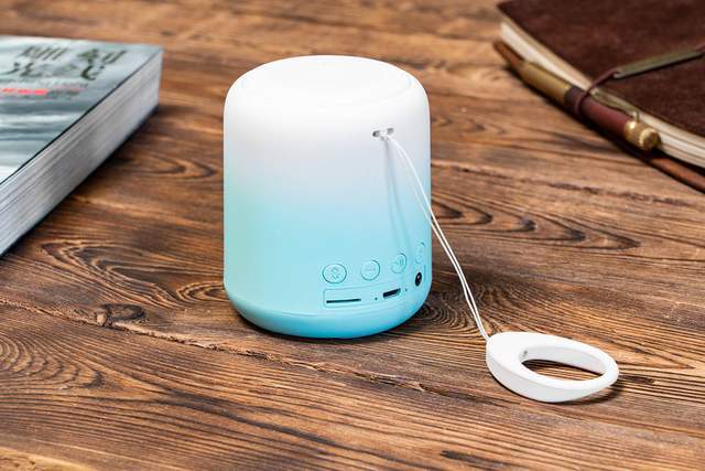 王心凌青睐有加，sanag塞那X6S渐变色音箱，来自英国的音质贵族