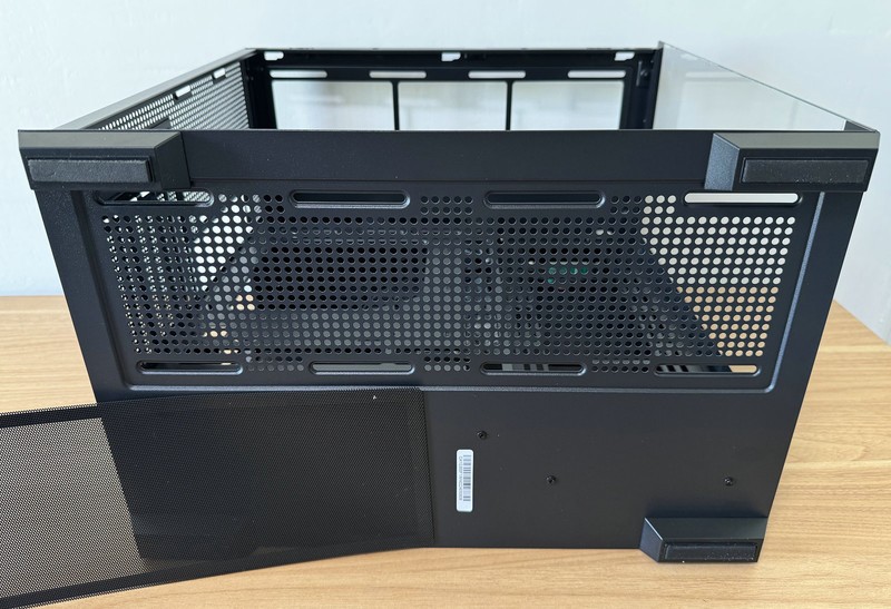 朋友装机非要低调一些，那就选钢影透EX海景房机箱黑色版吧