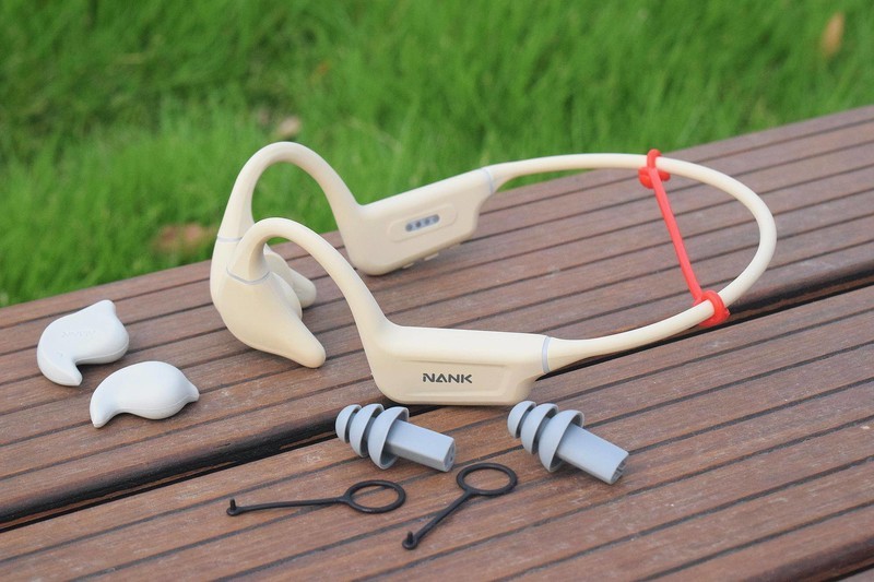 游泳耳机推荐品牌有哪些？2025高性价比游泳耳机爆款盘点，买前必看！