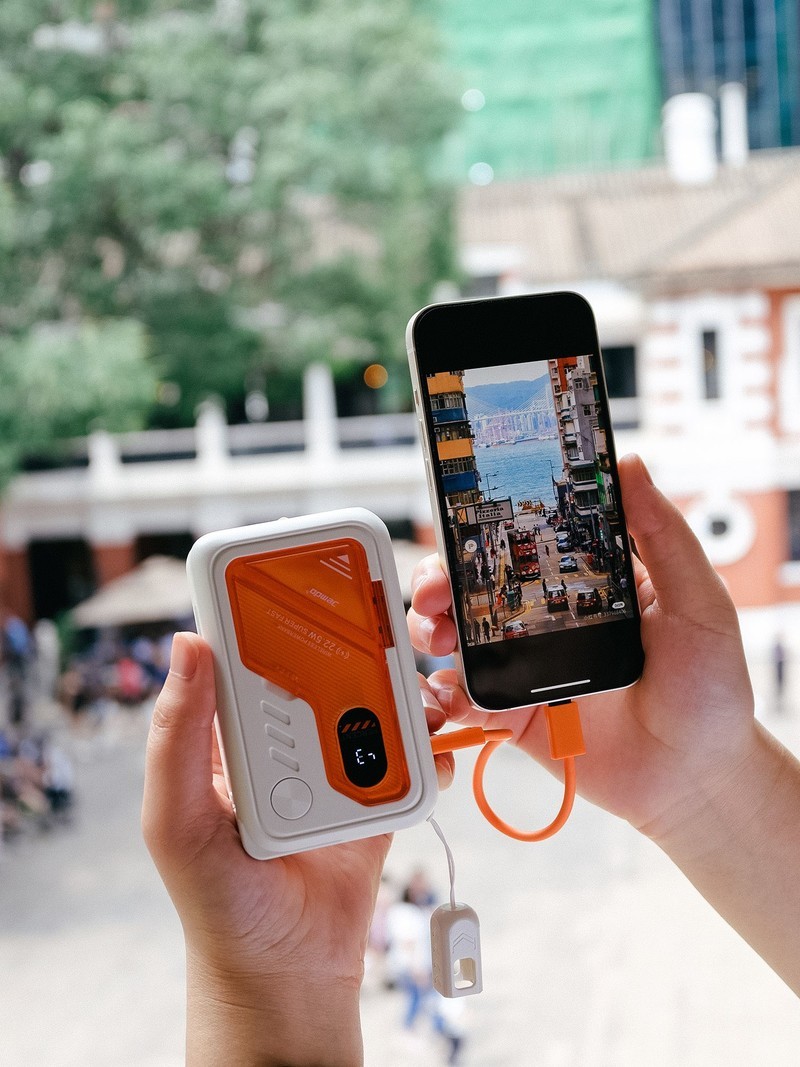 充电宝+充电器+数据线+无线充？锦读闪电魔方上手体验