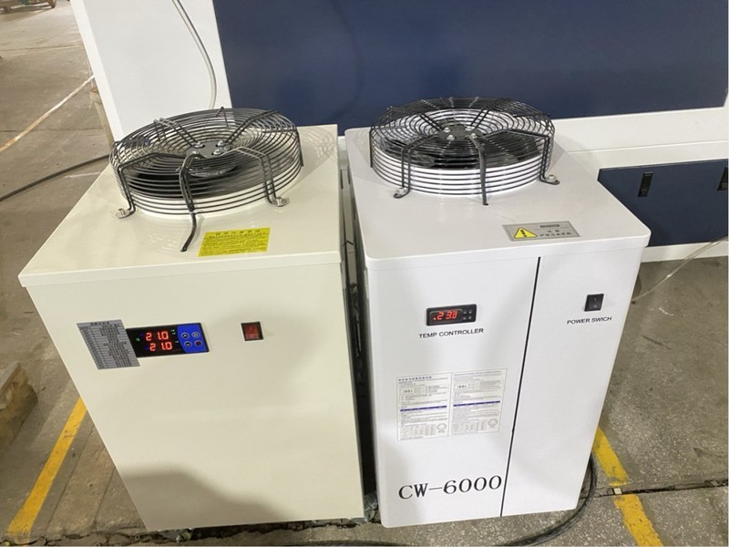 二氧化碳（CO?）激光器在激光玻璃切割工艺的应用有哪些？