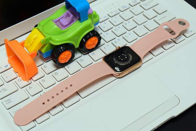 健康、游戏、运动、电话，一个都不能少，微穿戴W59手表体验