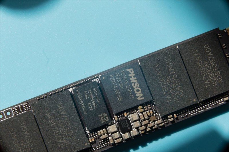 独立缓存+顶级性能，还支持个人送保，PNY CS3140固态上手评测！