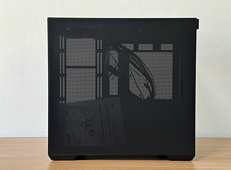 朋友装机非要低调一些，那就选钢影透EX海景房机箱黑色版吧