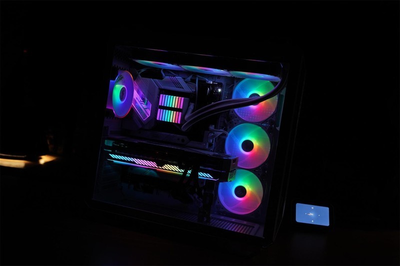 白色“海景别墅”的重要一环，有颜值有性能，ROG RTX3080值得拥有