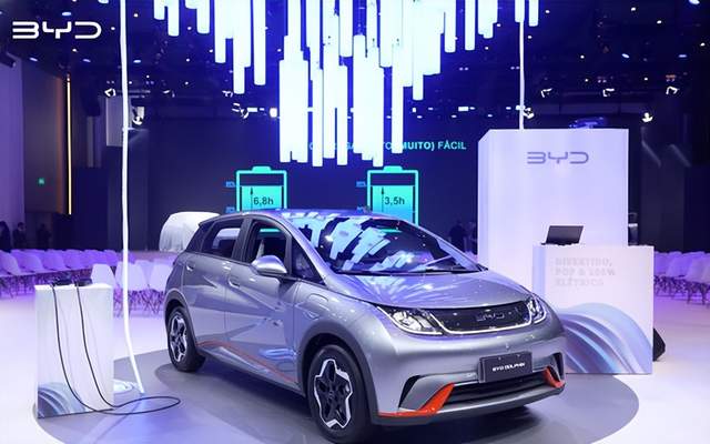 比亚迪摘得新能源汽车销冠？技术沉淀成制胜关键