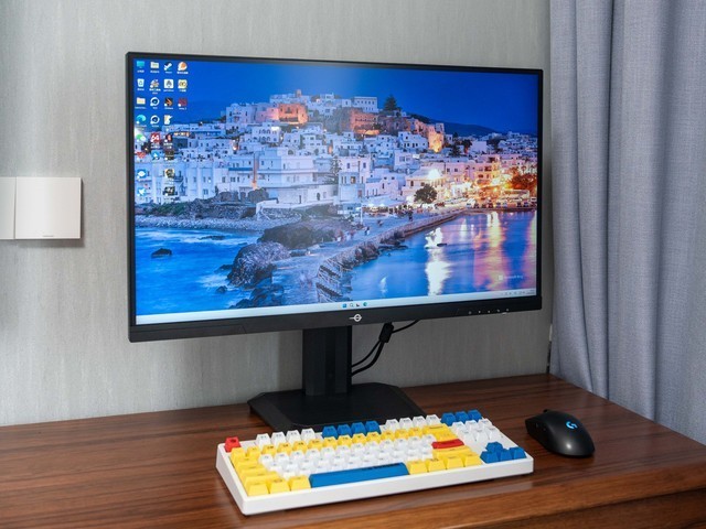 700多的满血小金刚？！泰坦军团P2712R游戏显示器晒单