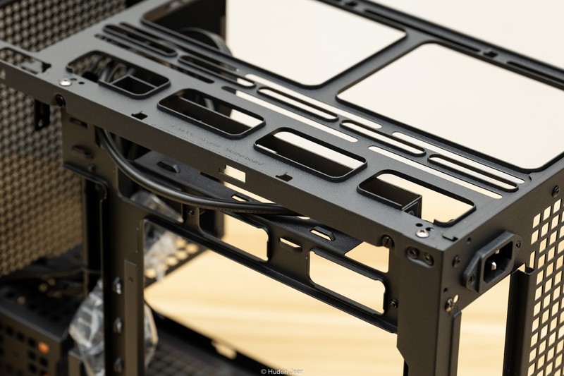 满满当当！TUF B860M+U7 265K+夜神5080紧凑matx装机