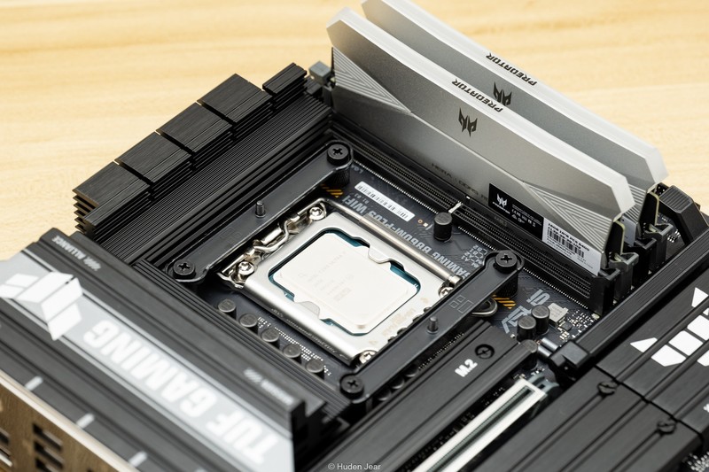 满满当当！TUF B860M+U7 265K+夜神5080紧凑matx装机