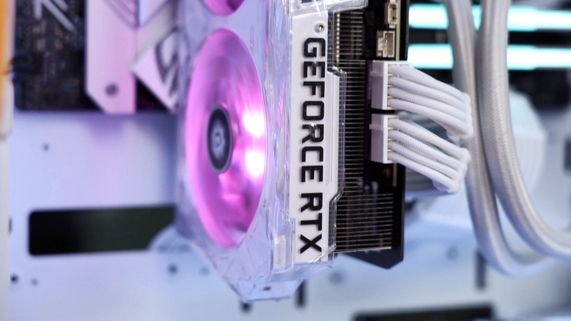 优化垂直风道几何未来罗汉装机show:12900K+吹雪Z690+XPG DDR5内存配置