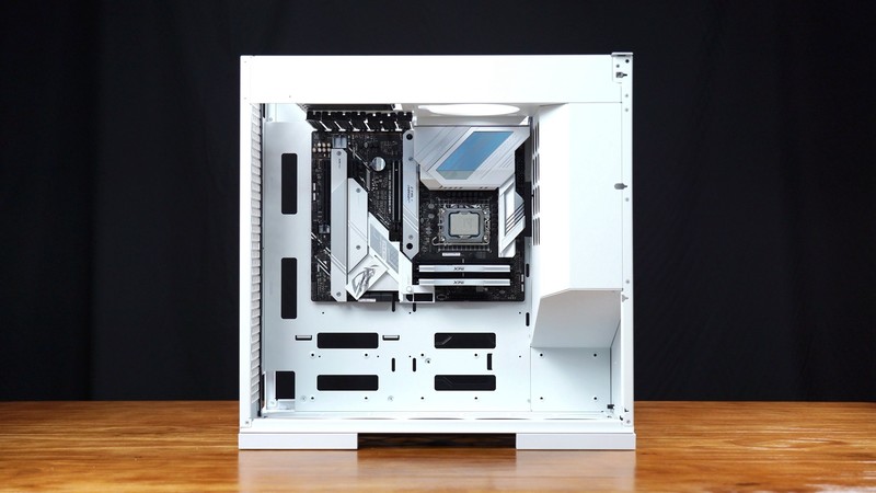 优化垂直风道几何未来罗汉装机show:12900K+吹雪Z690+XPG DDR5内存配置