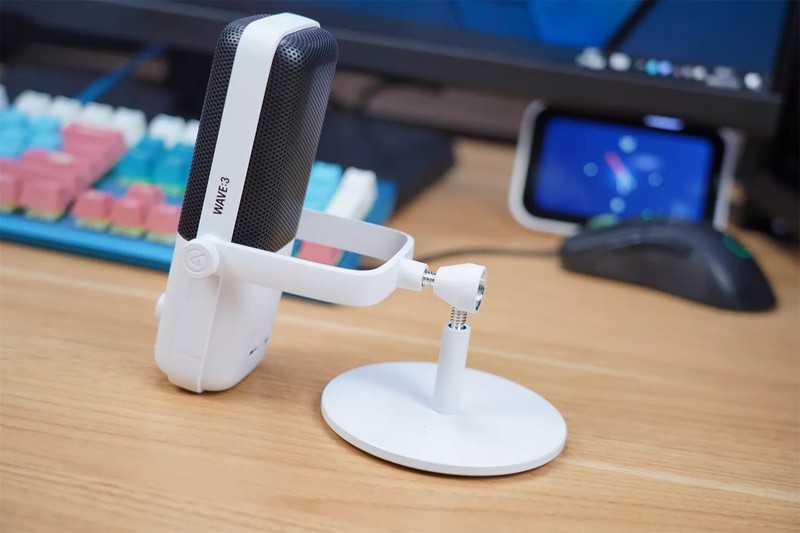 唯一自带混音系统的电容麦克风，Elgato Wave:3 让你感受科技的魅力