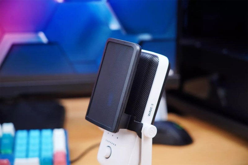 唯一自带混音系统的电容麦克风，Elgato Wave:3 让你感受科技的魅力