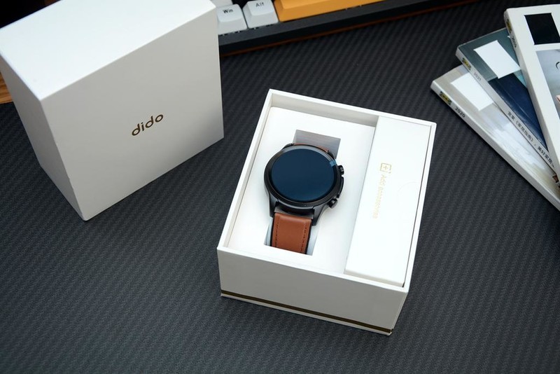 24小时监测、DIY表盘，dido E55S无创血糖监测智能手表体验