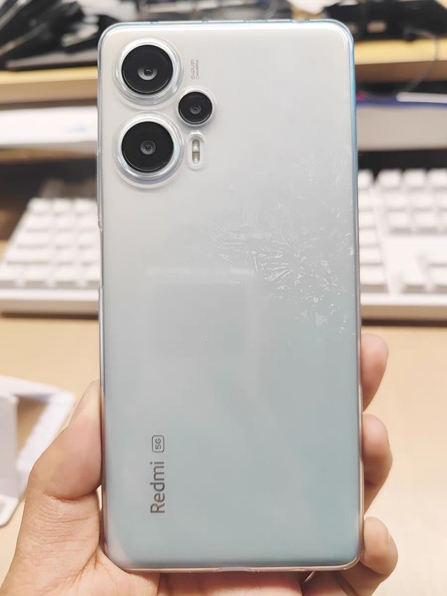 性价比好机器——一加Ace 2v和Redmi Note12 Trubo怎么选？