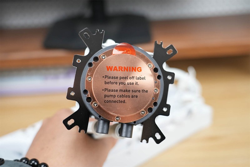 酷睿 Ultra 200S遭遇劲敌！微星MAG CORELIQUID I360 WHITE来袭