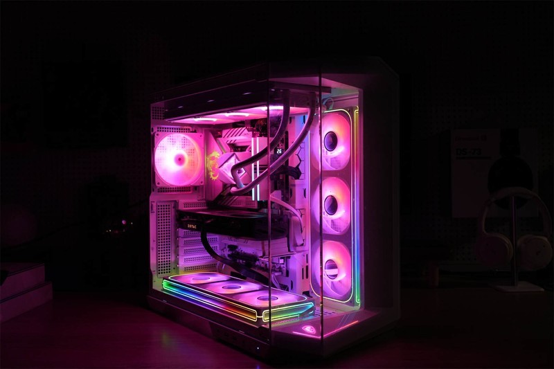 酷睿 Ultra 200S遭遇劲敌！微星MAG CORELIQUID I360 WHITE来袭