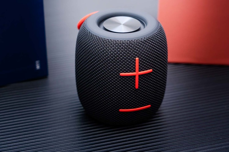 SANAG M11无线蓝牙音箱评测：体积小巧，能量巨大，户外旅游必备