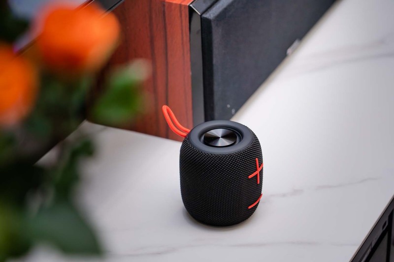 SANAG M11无线蓝牙音箱评测：体积小巧，能量巨大，户外旅游必备