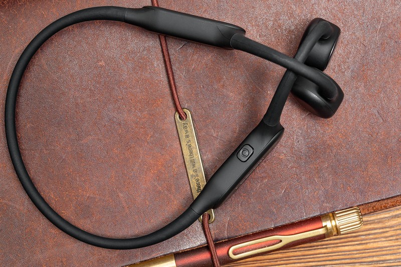 骨传导价格都那么贵，难道就没有质优价美？Dacom Explore E80体验