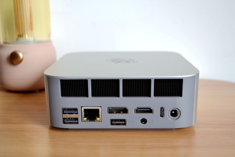 牙膏厂逆袭！搭载Ultra 5 125H的迷你主机有多强？零刻SEI14评测