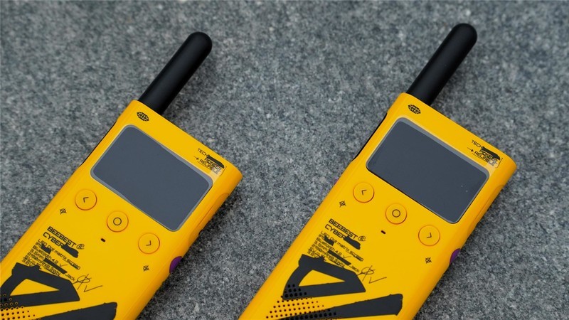 传统对讲机的克星来了！配置拉满还有更薄设计，极蜂这次方向对了