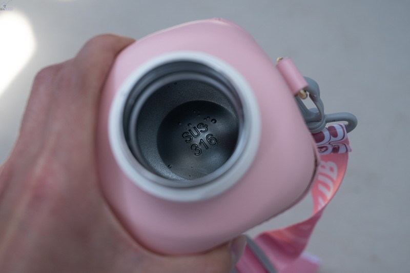 安全好用的儿童水杯，容量大还能长效保温，康巴赫儿童保温杯上手