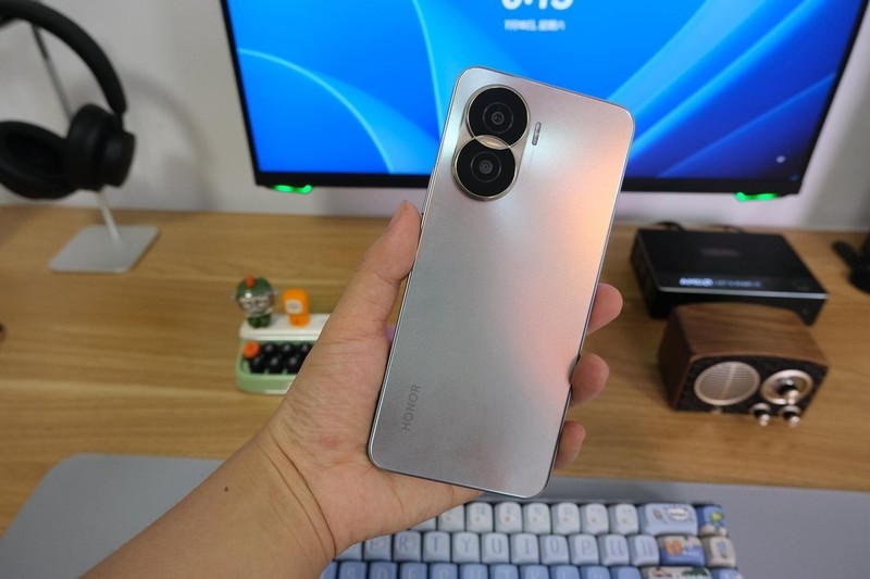 不偏颇，讲真话！荣耀X40i的真实体验分享