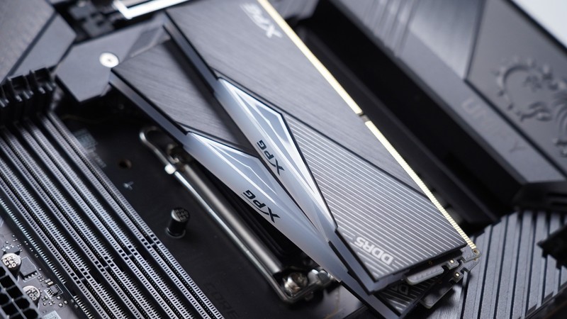 双面全透+六面快拆模组化设计，爱国者月光宝盒 镜装机评测