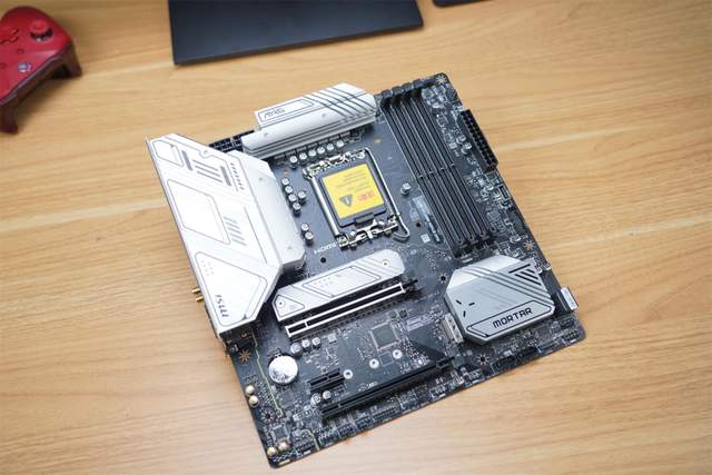 支持2代酷睿微星magb760迫击炮上市性能提升大众玩家首先