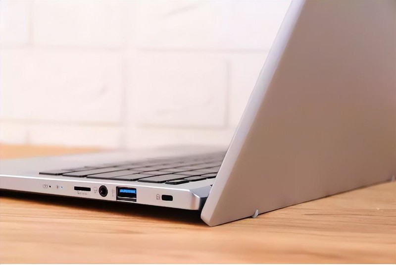 1.3kg自重Evo认证，13代酷睿性能如何？宏碁非凡Go 14轻薄本测评