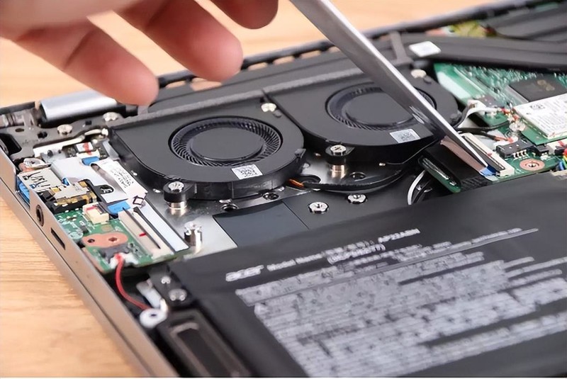 1.3kg自重Evo认证，13代酷睿性能如何？宏碁非凡Go 14轻薄本测评