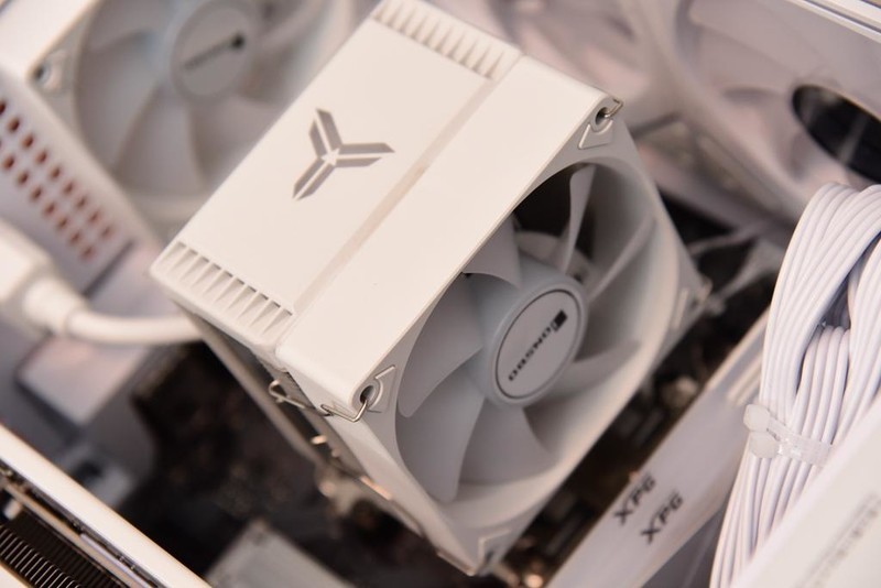 田忌赛马，永恒不变，AMD Ryzen5 8400F可以一战！