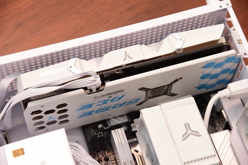 田忌赛马，永恒不变，AMD Ryzen5 8400F可以一战！