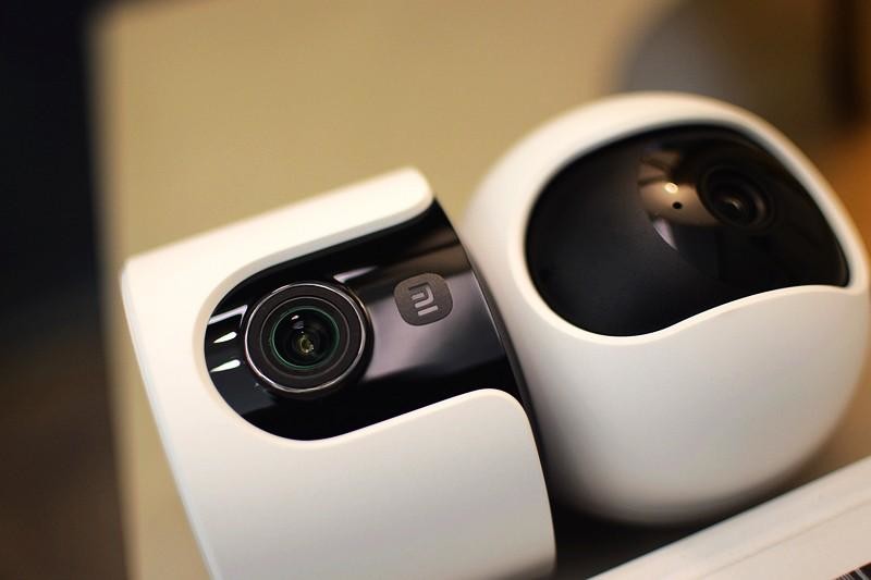 守护家的温暖 动静结合双画面 小米智能摄像机C300双摄版