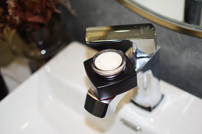 赫徕力作： 独创三段六型，千元淡纹致功效体验