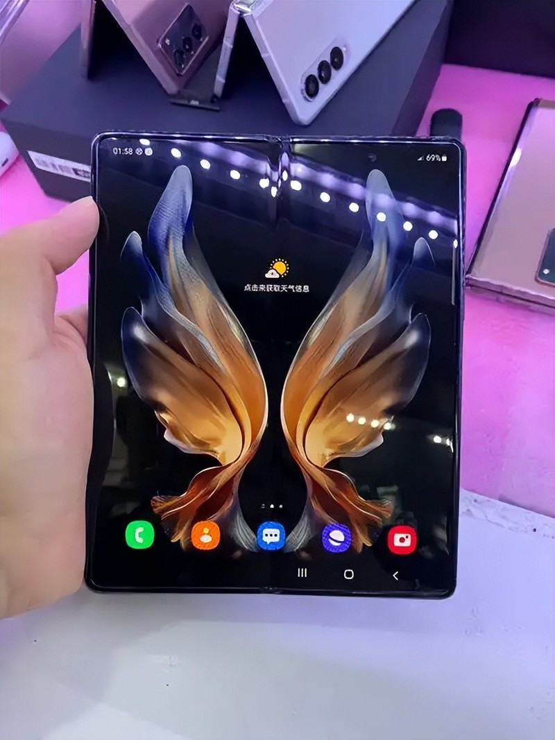为什么有那么多人喜欢折叠手机?你会买折叠机吗？