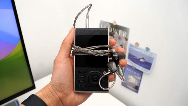 有线动圈设计+PZT混合单元+高解析监听！阿思翠GX100评测