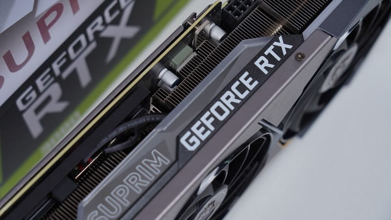 双面全透+六面快拆模组化设计，爱国者月光宝盒 镜装机评测