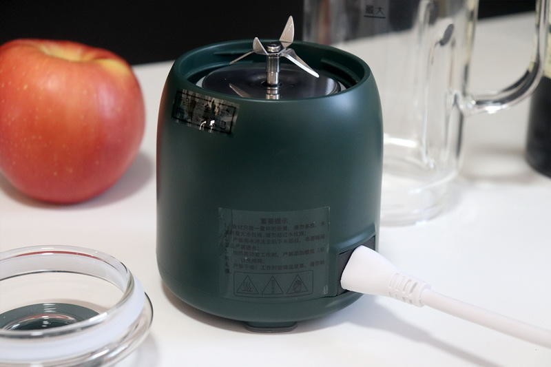 租房单身狗的半小时快乐，臻米P2迷你破壁机体验