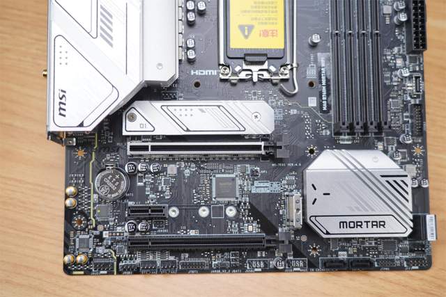 支持2代酷睿微星magb760迫击炮上市性能提升大众玩家首先