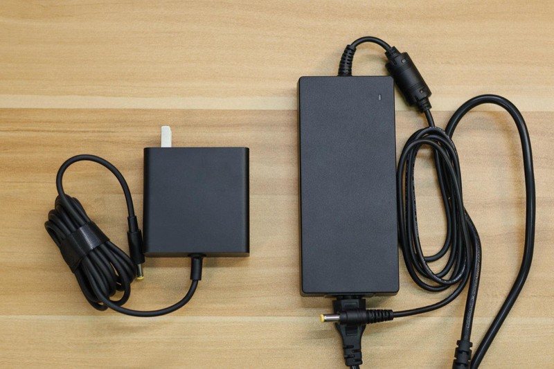 只花5000元，打造高性价比的质感办公桌面，核心是这台迷你主机