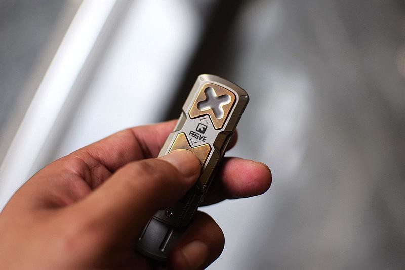 限量101把 fegve TC4钛镶铜 魔力推推牌