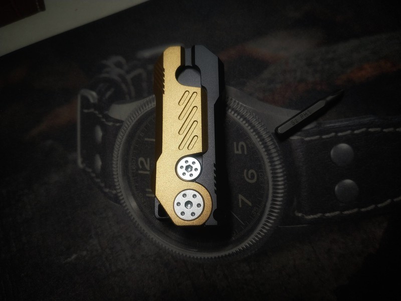 神器常自随带，拨推掇心，心身不乱，甚是解压