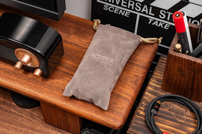 IDMIX CH07 Pro三合一旅行充：既是充电头，又是充电宝，最高PD35W输出