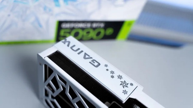 耕升RTX 5090 D 解禁！DLSS 4狂暴性能