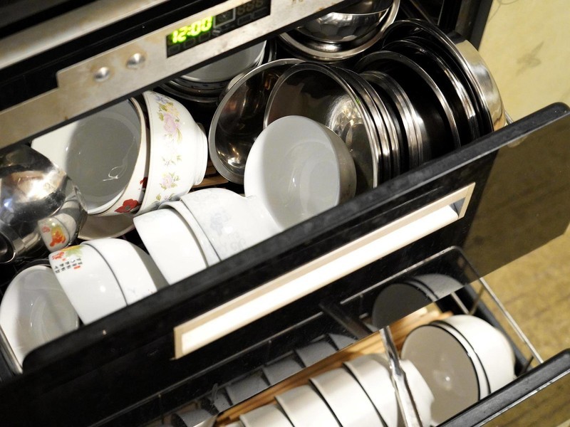 奶瓶消毒柜有用吗？二胎宝爸实测蓝宝奶瓶消毒柜，告诉你真相