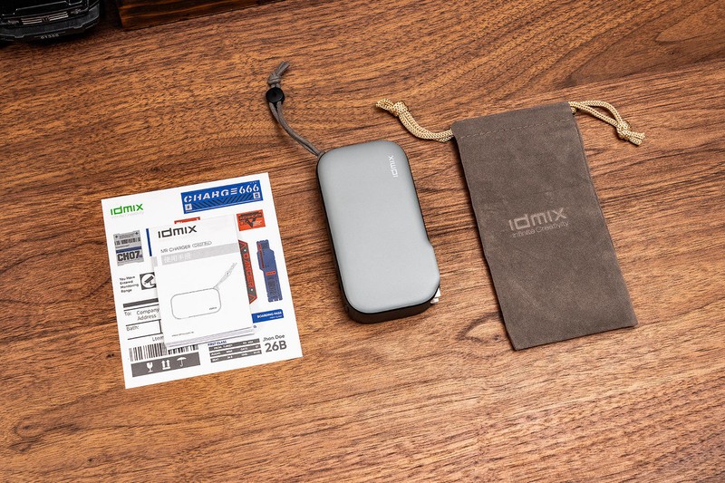 IDMIX CH07 Pro三合一旅行充：既是充电头，又是充电宝，最高PD35W输出